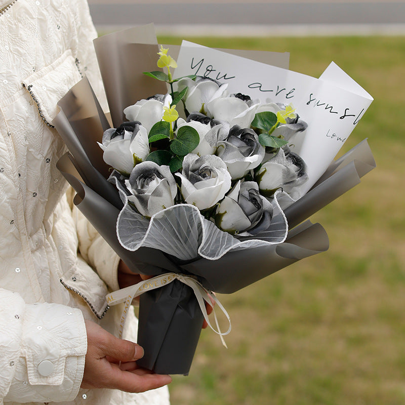 11 Roses With Handbag Lamp
