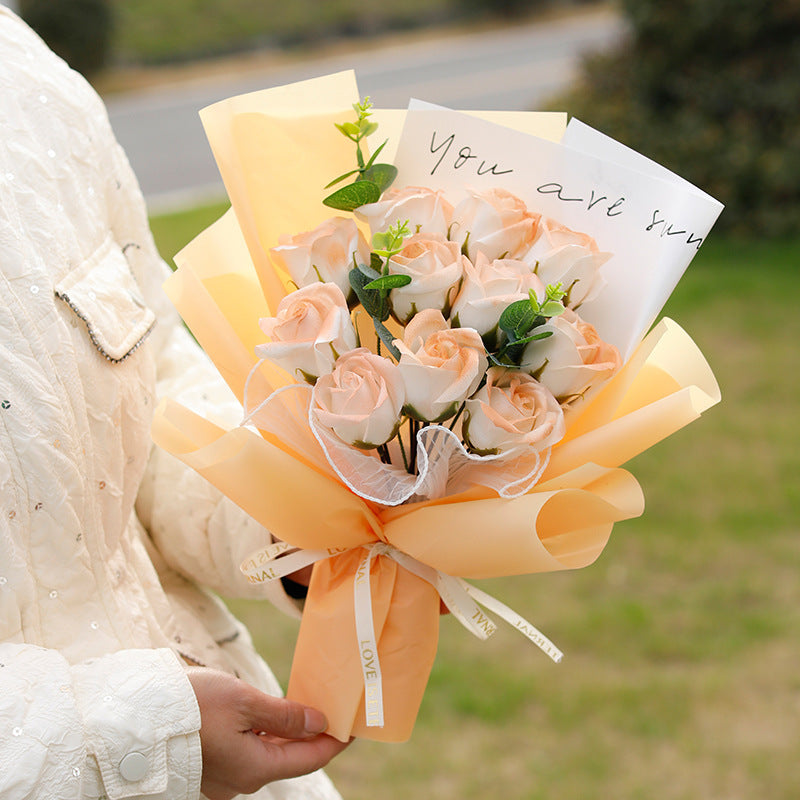 11 Roses With Handbag Lamp